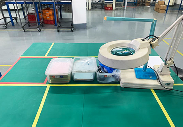 �F���[��